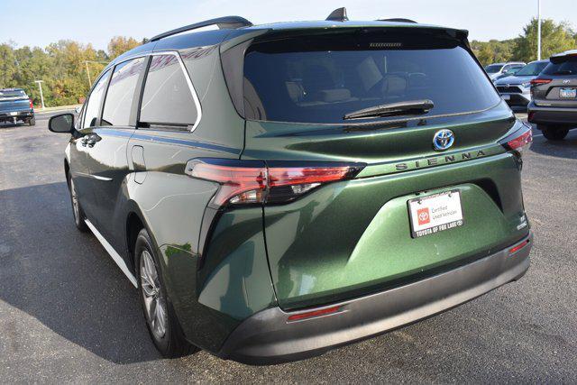 2022 toyota sienna le