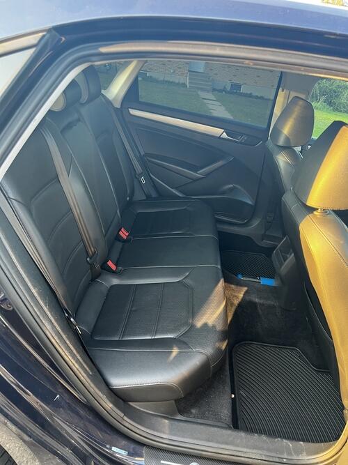 2015 vw passat wolfsburg editionaverages 34mpgsalvaged title - runs great and is i