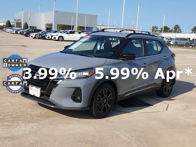 2022 nissan kicks sr