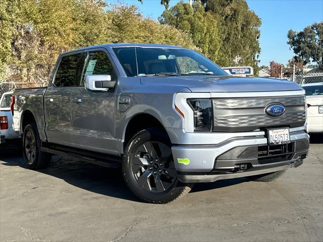 2022 ford f-150 lightning lariat