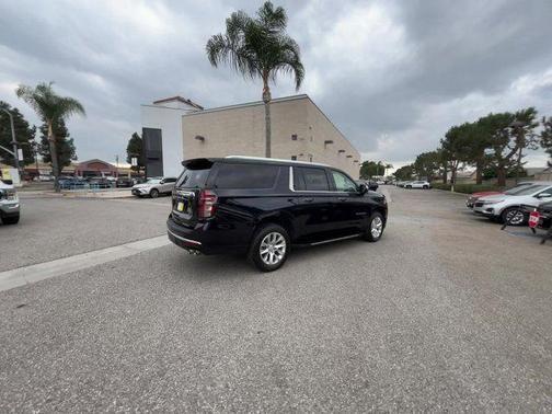 2023 chevrolet suburban