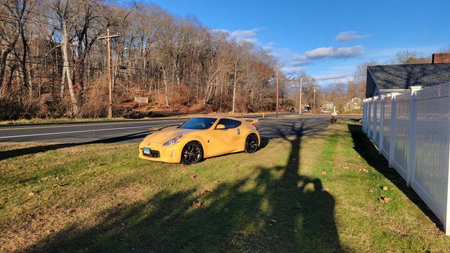 2017 nissan 370z base