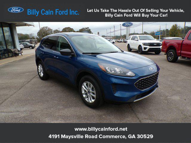 2022 ford escape se