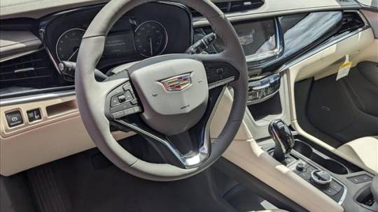 2024 Cadillac XT6