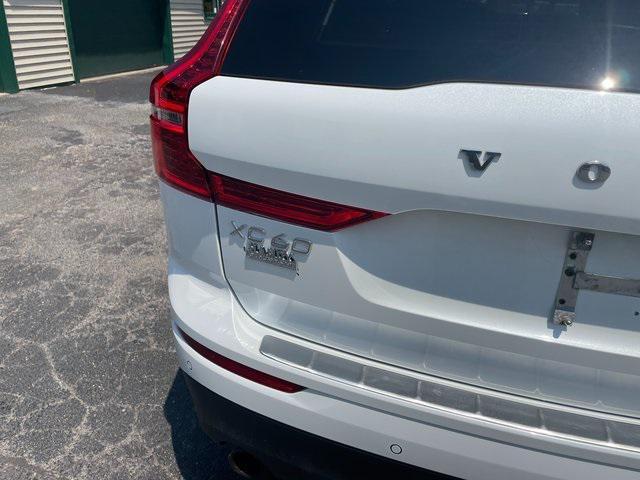 2021 volvo xc60 t5 momentum