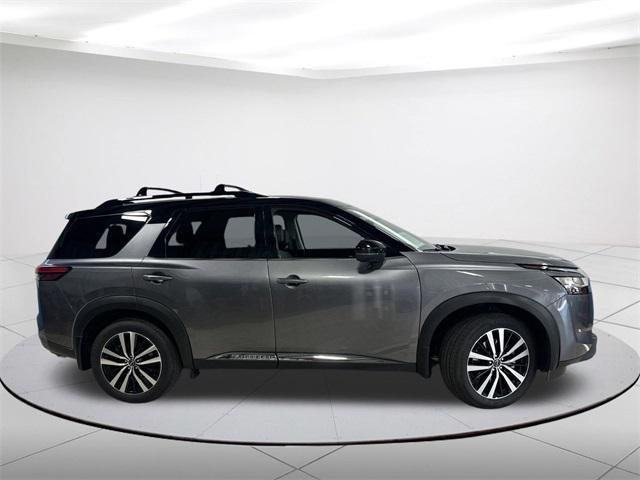 2024 nissan pathfinder platinum 4wd