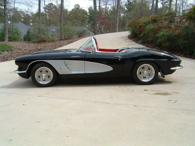 1961 chevrolet corvette resto-rod