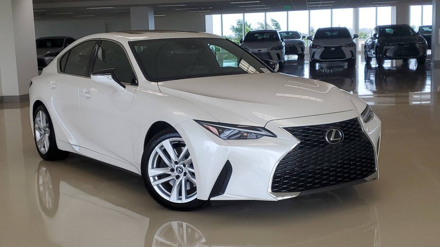 2024 lexus is 300 base