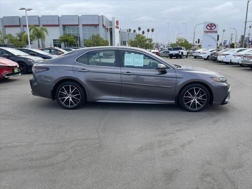 2022 toyota camry