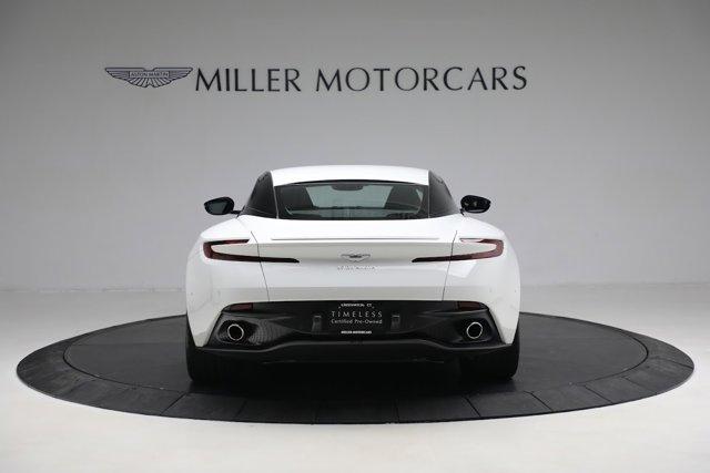 2019 aston martin db11 v8