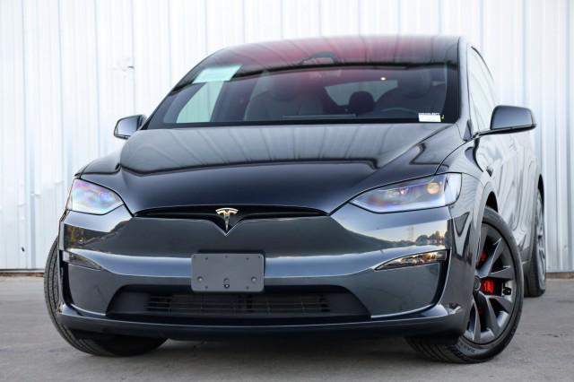 2024 tesla model x plaid tri motor all-wheel drive