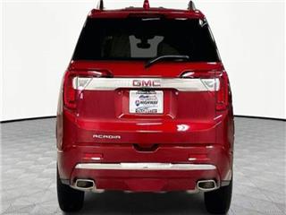 2022 GMC Acadia denali