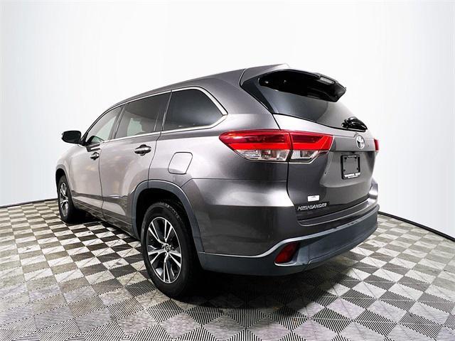 2017 toyota highlander xle