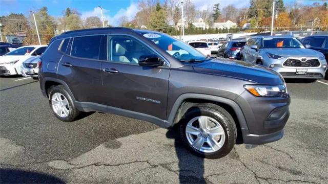 2022 jeep compass latitude 4x4