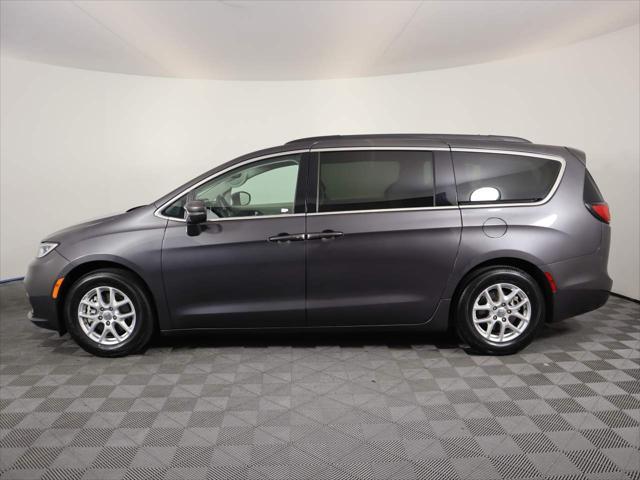 2022 chrysler pacifica touring l