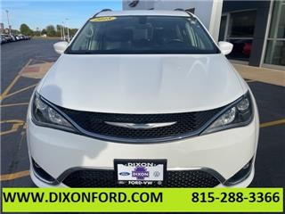 2018 Chrysler Pacifica touring l