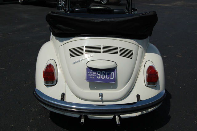 1972 volkswagon vw super beetle convertible, very nice condition
