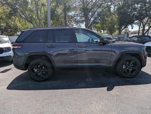 2023 jeep grand cherokee limited in sarasota, florida