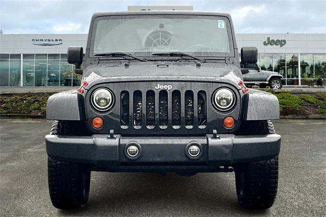 2012 jeep wrangler sahara