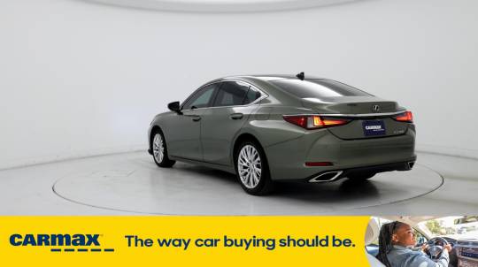 2020 Lexus ES