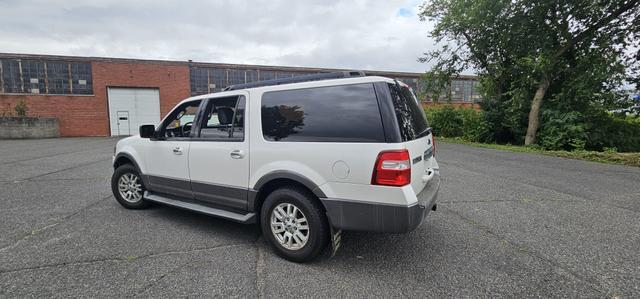 2011 ford expedition el xlt