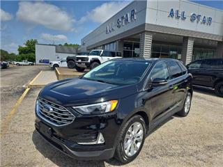 2022 Ford Edge titanium