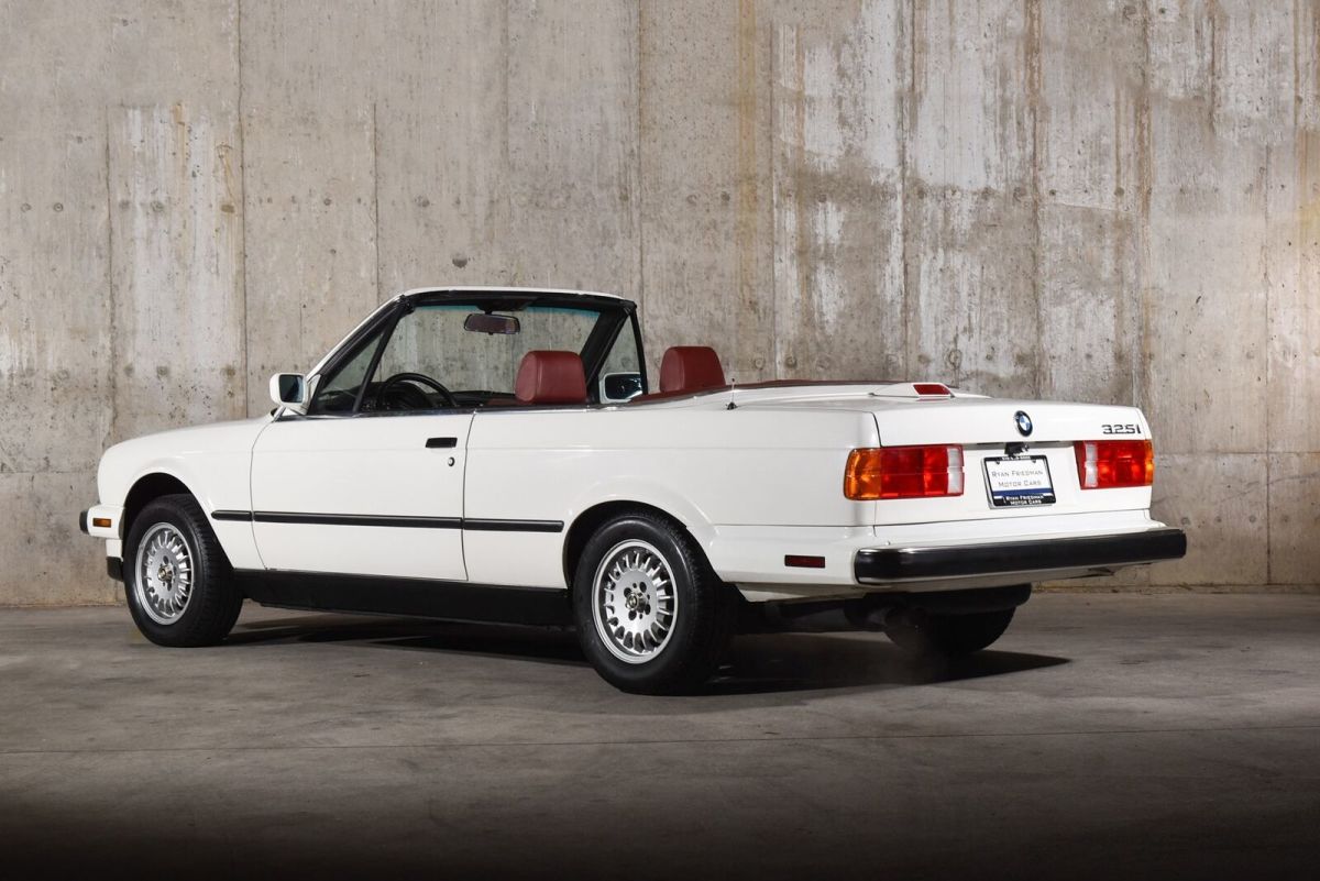 1987 bmw 3 series 325i 20679 miles alpine white convertible 2l na i6 single over