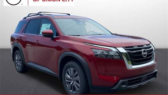 2024 Nissan Pathfinder sv