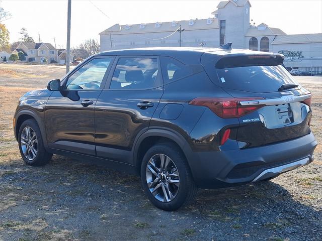 2022 kia seltos lx