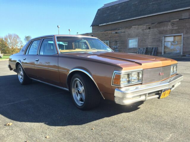 1979 chevrolet impala, 454 bbc, l-88 heads, 4l80e, 4:11, headers, flowmaster exh