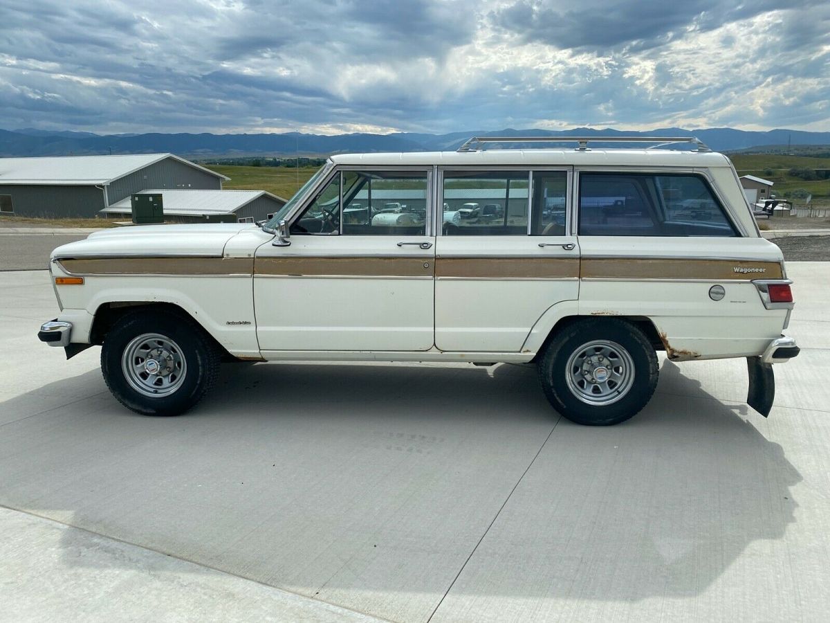 1981 jeep wagoneer, all original, 79k original miles! runs great!!!