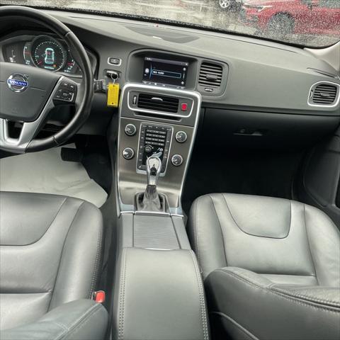 2015 volvo v60 t5 platinum