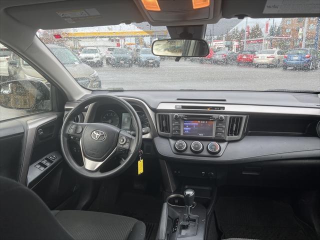 2017 toyota rav4 le