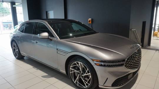 2023 Genesis G90