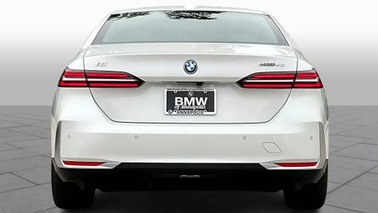 2024 BMW i5