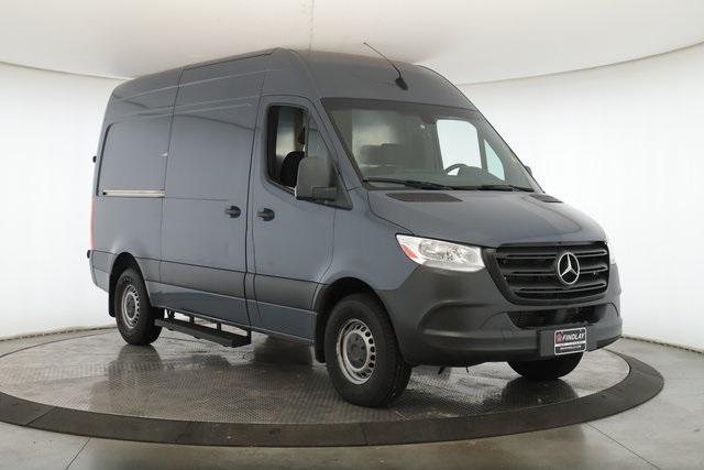 2019 mercedes-benz sprinter 2500 standard roof
