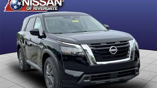 2024 Nissan Pathfinder s
