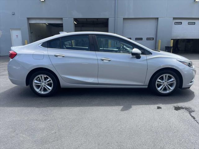 2018 chevrolet cruze lt