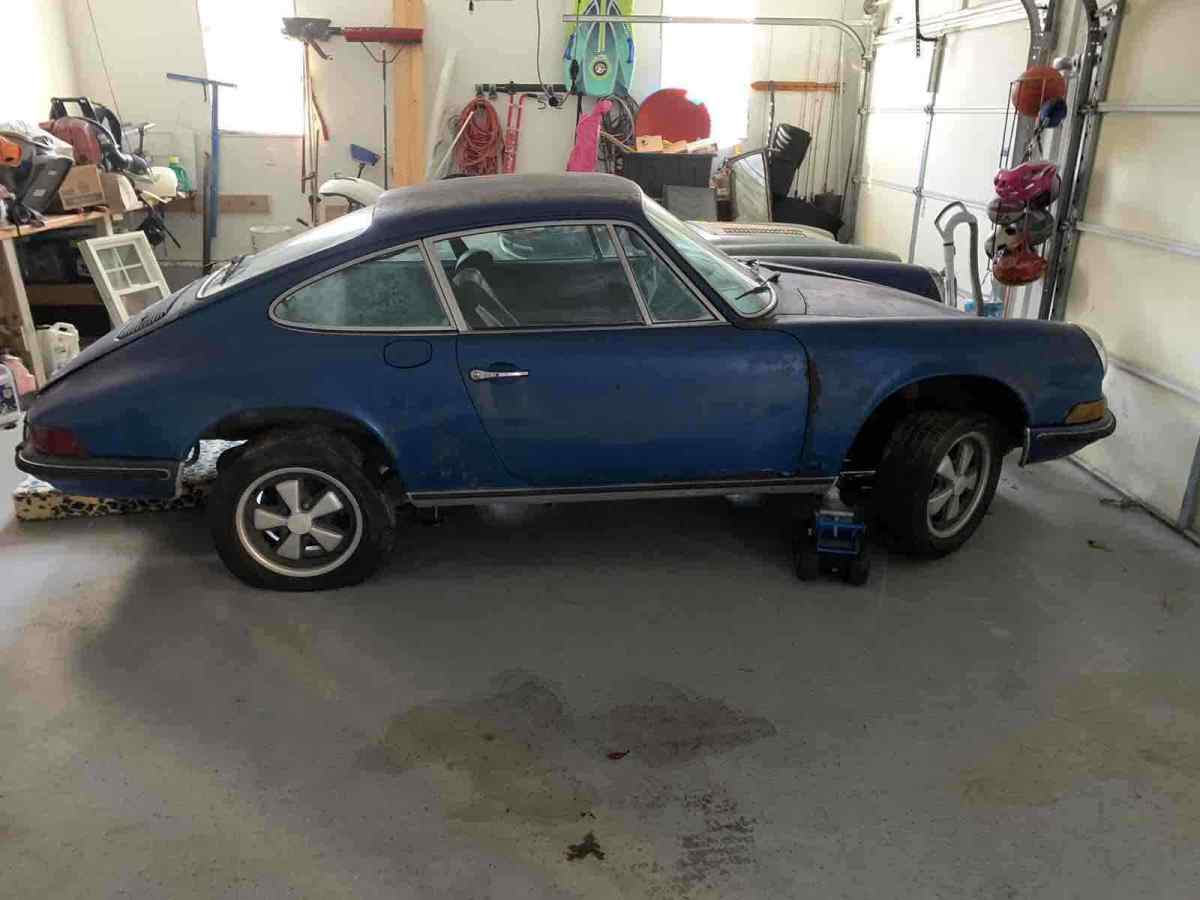 1972 porsche 911 sedan blue rwd manual e