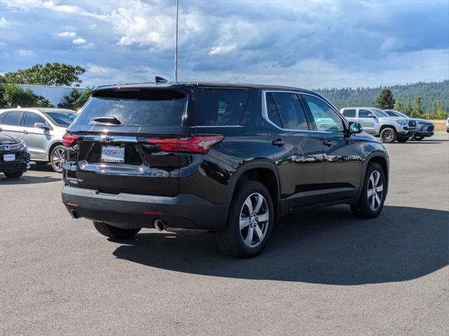 2023 chevrolet traverse lt leather