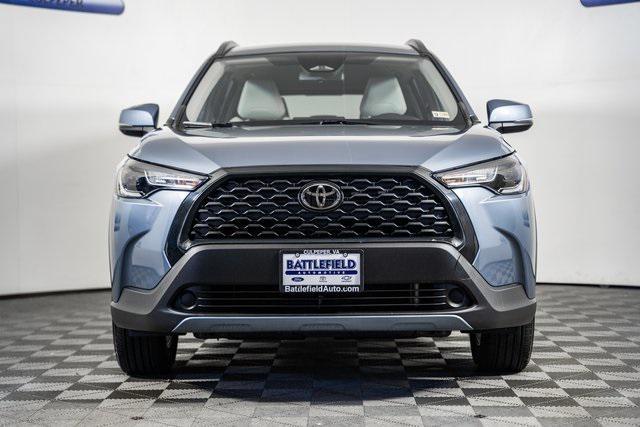 2023 toyota corolla cross le
