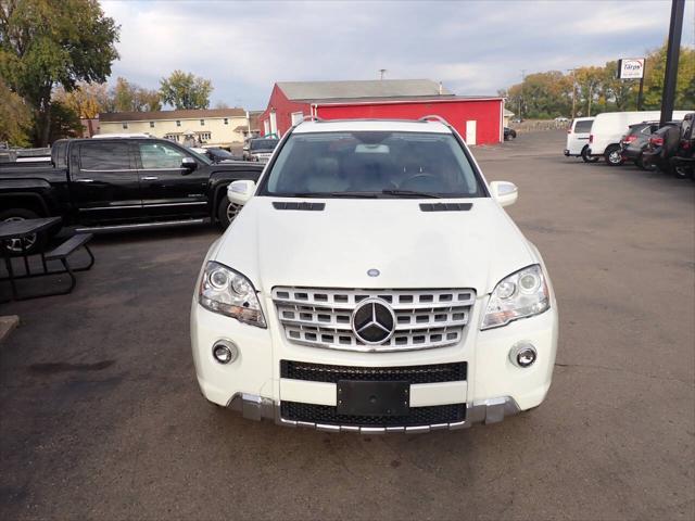 2009 mercedes-benz m-class ml 550 awd 4matic 4dr suv