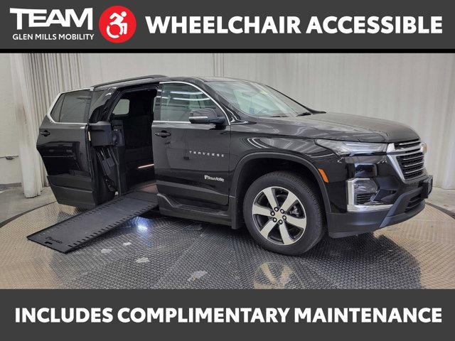 2023 chevrolet traverse lt leather