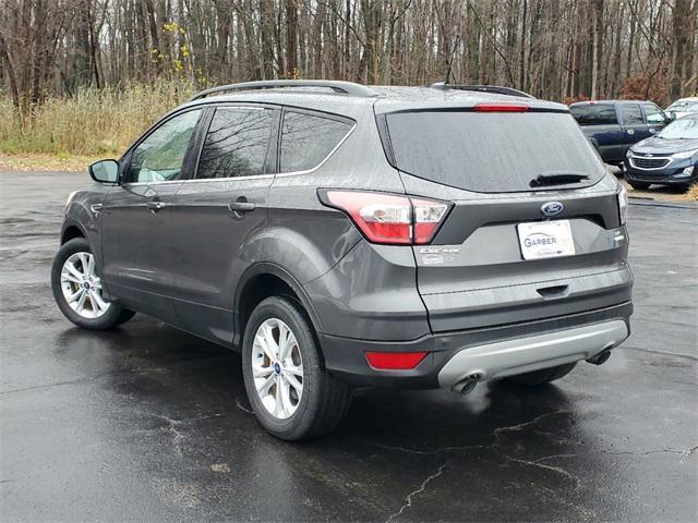 2018 ford escape se