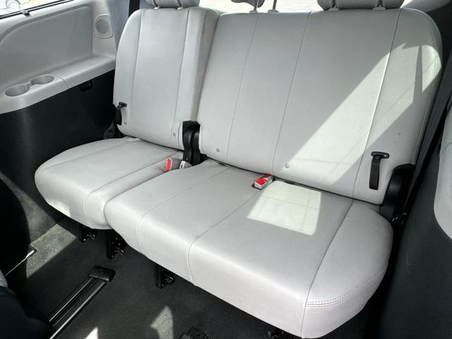 2020 toyota sienna limited premium