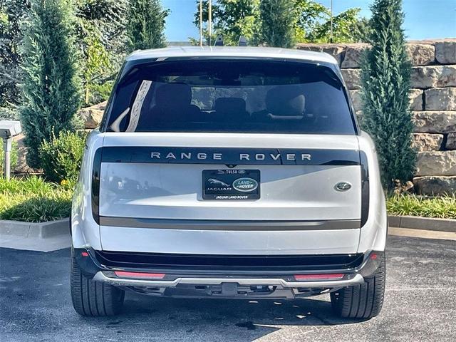 2023 land rover range rover p530 se