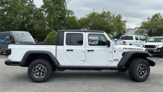 2024 Jeep Gladiator