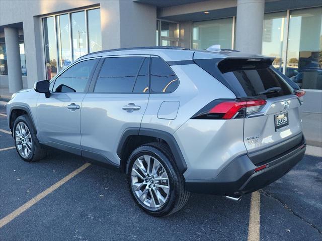 2019 toyota rav4 xle