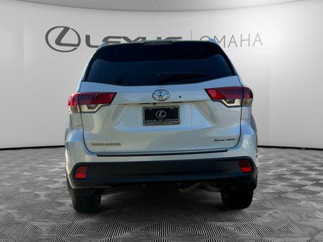 2019 toyota highlander xle
