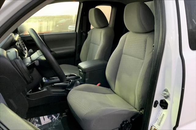 2022 toyota tacoma sr